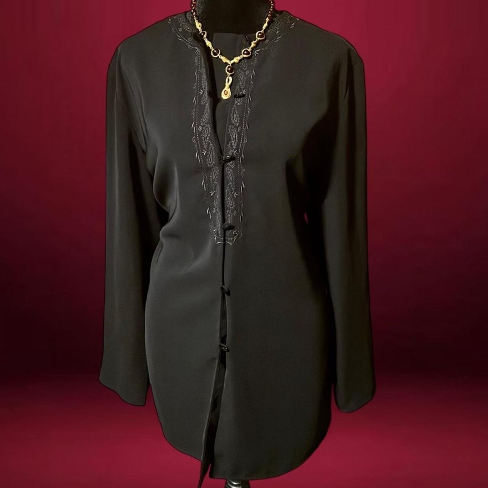 Norton McNaughton Classic Black Blouse